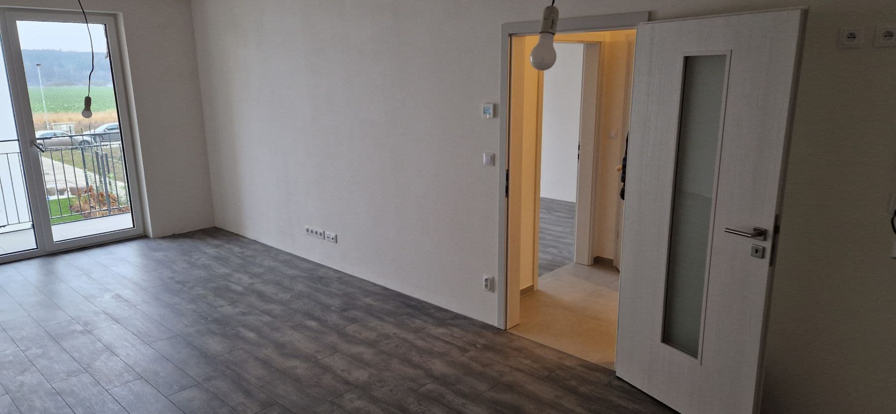 Prenájom bytu 2-izbový 67 m², V Lukách, Plzeň, Plzeňský kraj Prenájom bytu 2-izbový 67 m², V Lukách, Plzeň, Plzeňský kraj