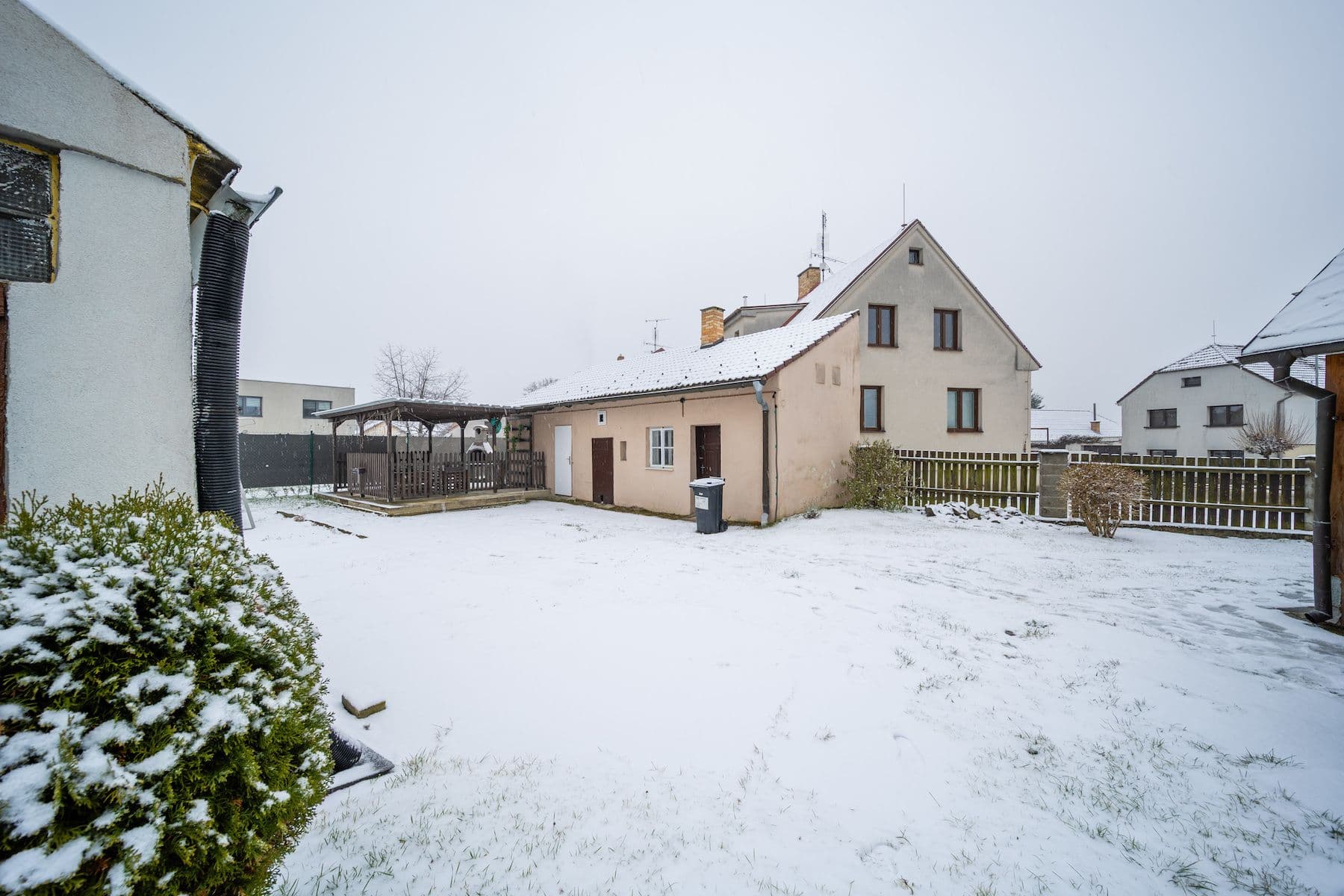 Predaj domu 98 m², pozemek 615 m², třída 5. května, Lišov, Jihočeský kraj Predaj domu 98 m², pozemek 615 m², třída 5. května, Lišov, Jihočeský kraj