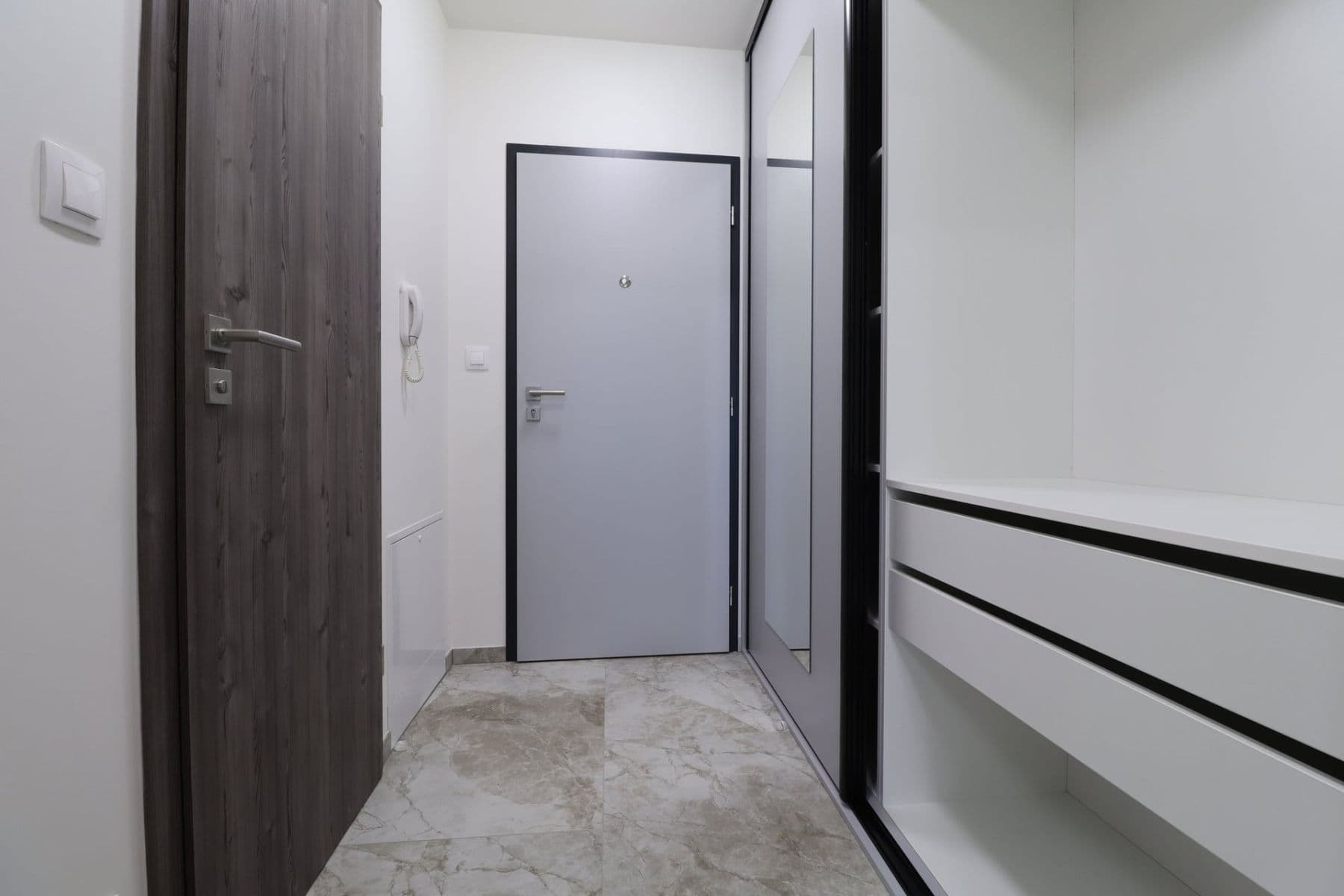 Prenájom bytu 2-izbový 49 m², Kamenická, Plzeň, Plzeňský kraj Prenájom bytu 2-izbový 49 m², Kamenická, Plzeň, Plzeňský kraj