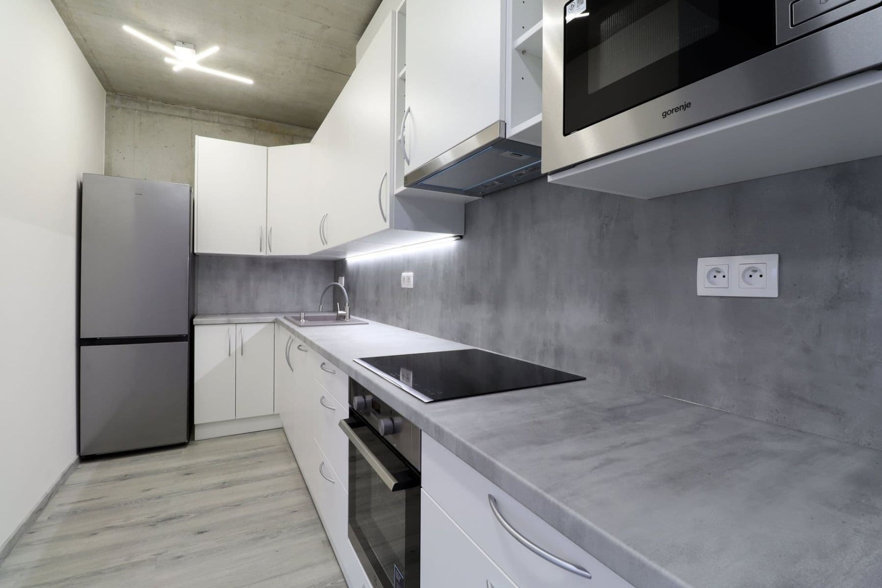 Prenájom bytu 2-izbový 49 m², Kamenická, Plzeň, Plzeňský kraj Prenájom bytu 2-izbový 49 m², Kamenická, Plzeň, Plzeňský kraj