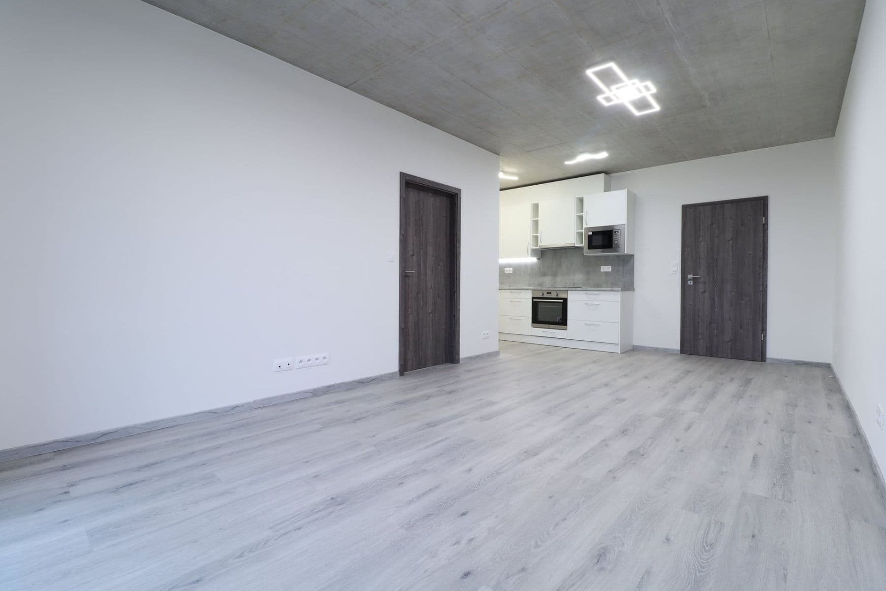 Prenájom bytu 2-izbový 49 m², Kamenická, Plzeň, Plzeňský kraj Prenájom bytu 2-izbový 49 m², Kamenická, Plzeň, Plzeňský kraj