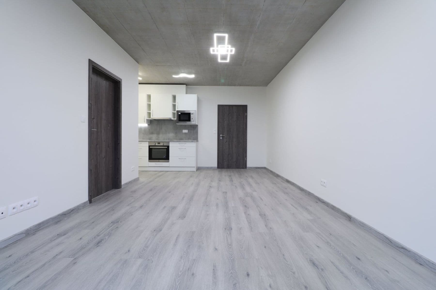 Prenájom bytu 2-izbový 49 m², Kamenická, Plzeň, Plzeňský kraj Prenájom bytu 2-izbový 49 m², Kamenická, Plzeň, Plzeňský kraj