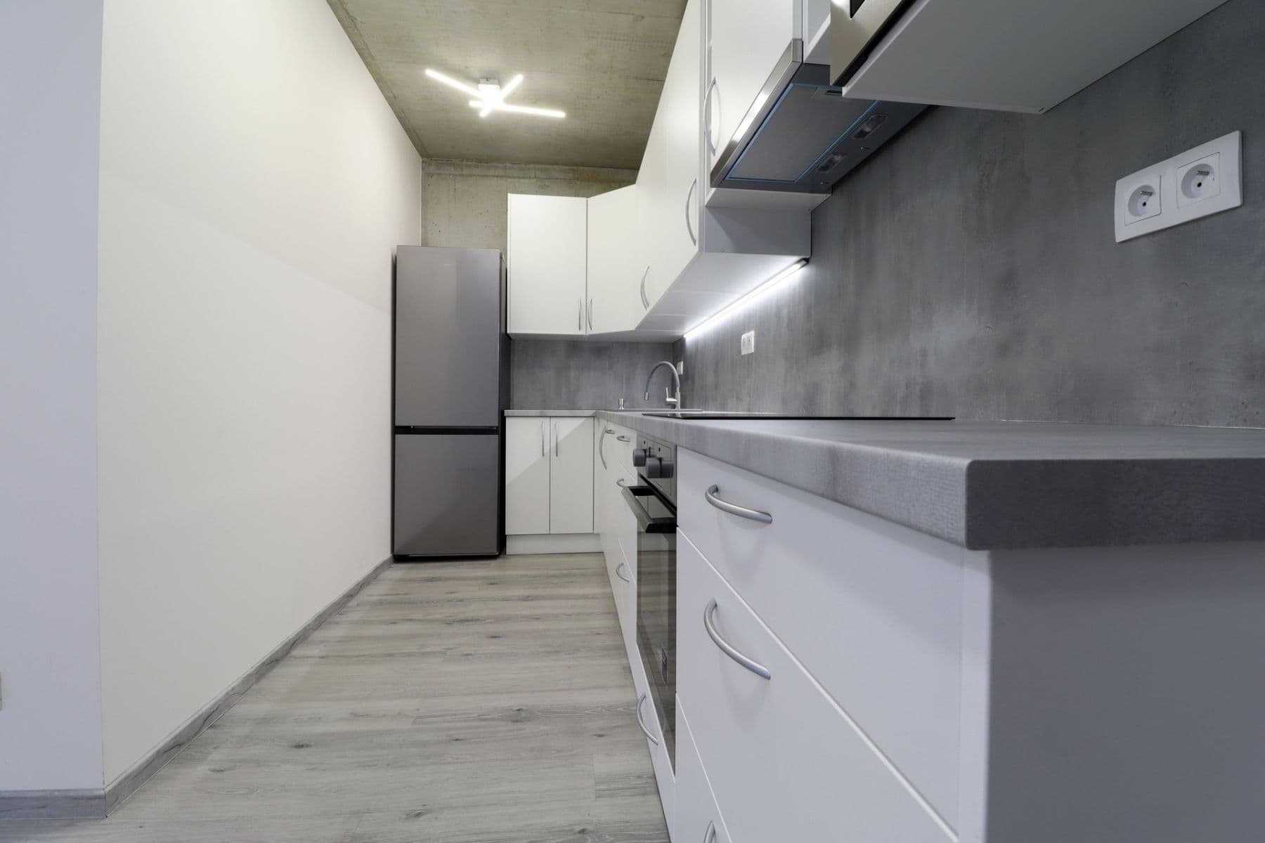 Prenájom bytu 2-izbový 49 m², Kamenická, Plzeň, Plzeňský kraj Prenájom bytu 2-izbový 49 m², Kamenická, Plzeň, Plzeňský kraj