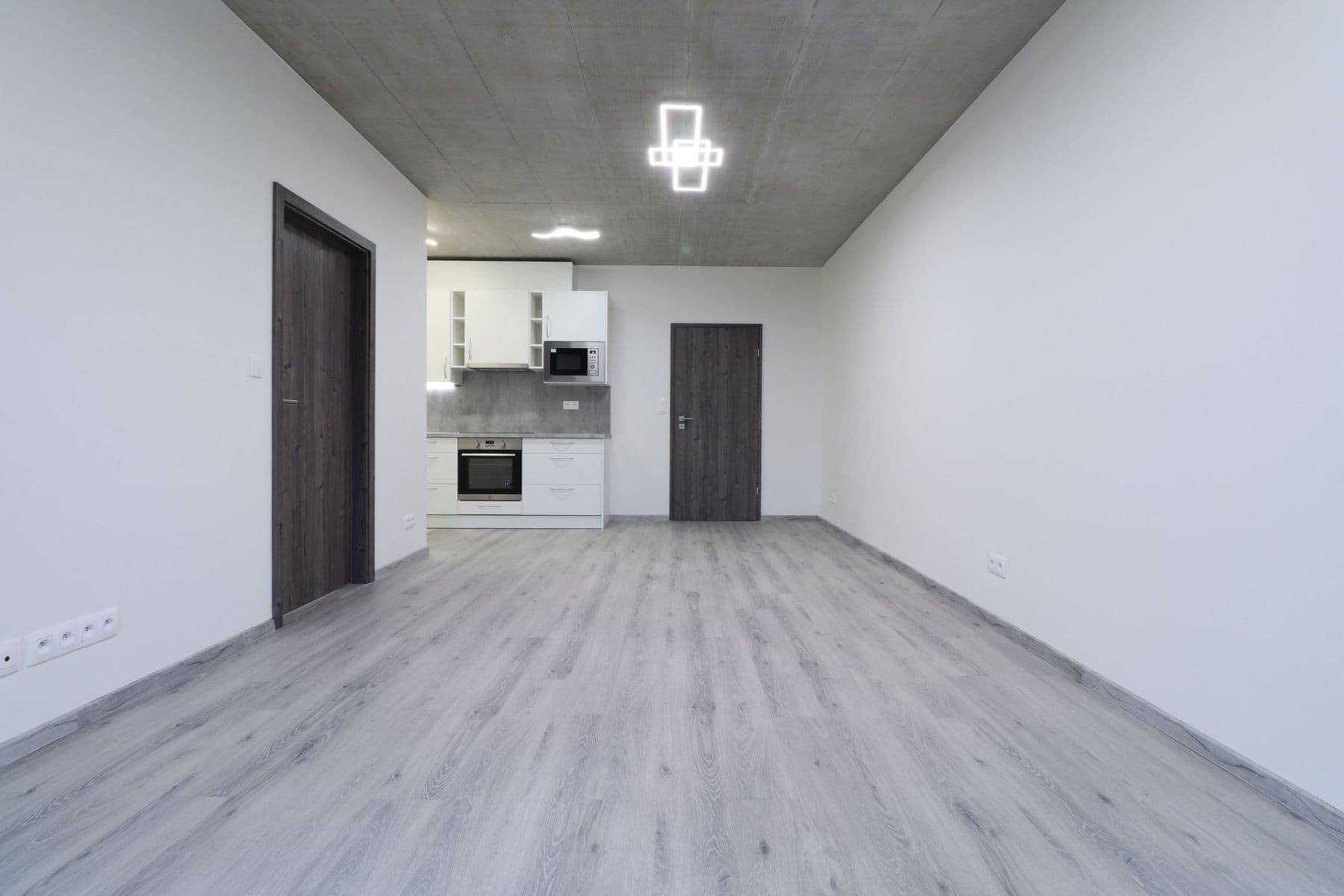 Prenájom bytu 2-izbový 49 m², Kamenická, Plzeň, Plzeňský kraj Prenájom bytu 2-izbový 49 m², Kamenická, Plzeň, Plzeňský kraj