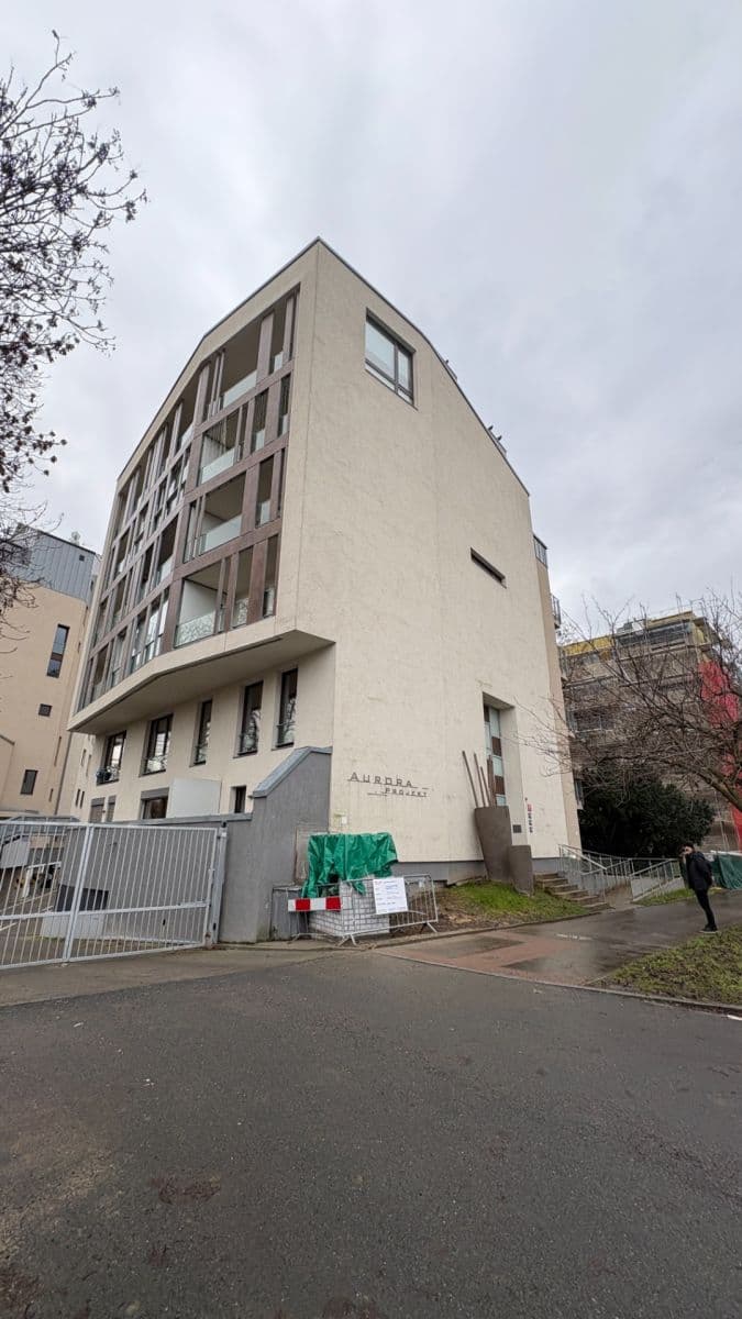 Prenájom bytu 1-izbový 36 m², V Olšinách, Praha, Praha Prenájom bytu 1-izbový 36 m², V Olšinách, Praha, Praha