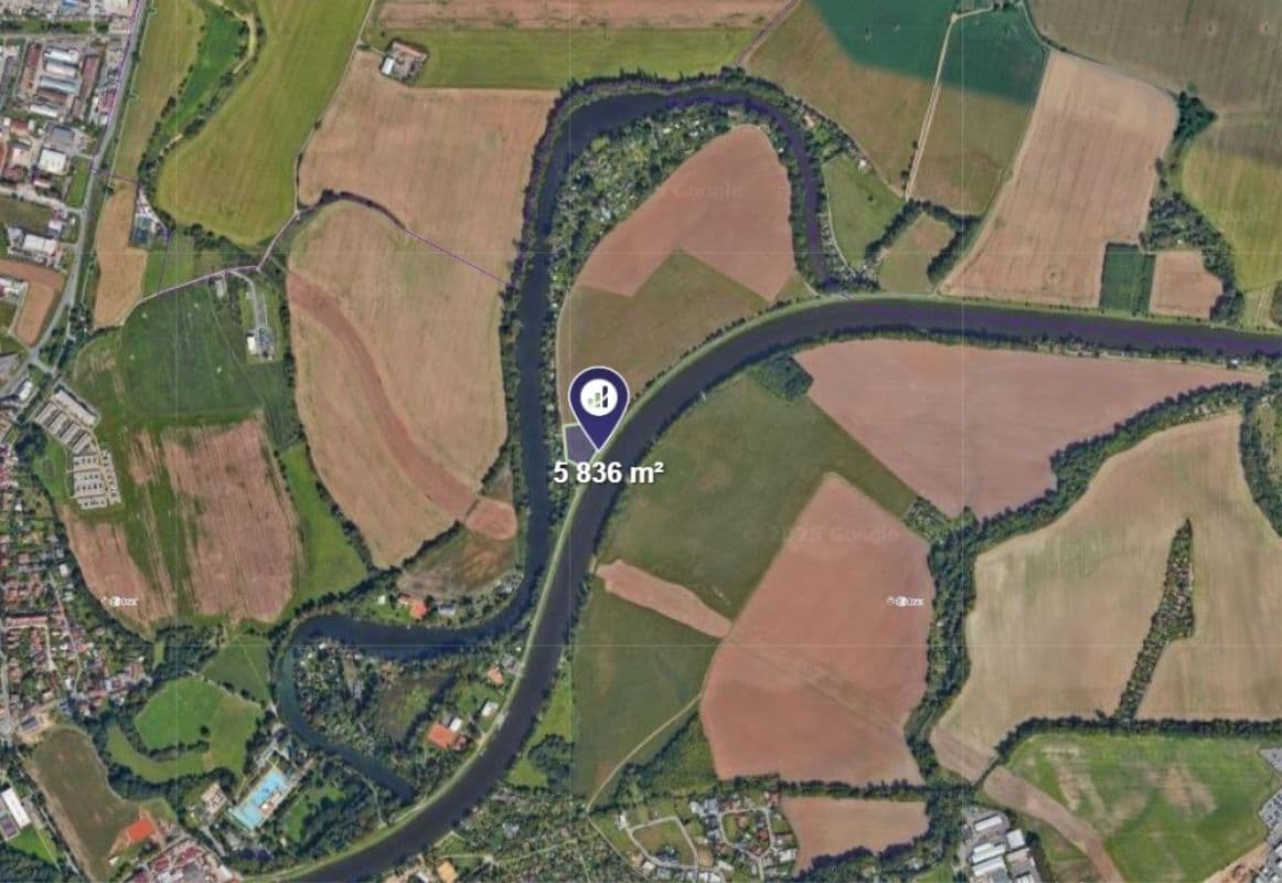 Predaj pozemku 5.836 m², Pardubice, Pardubický kraj Predaj pozemku 5.836 m², Pardubice, Pardubický kraj