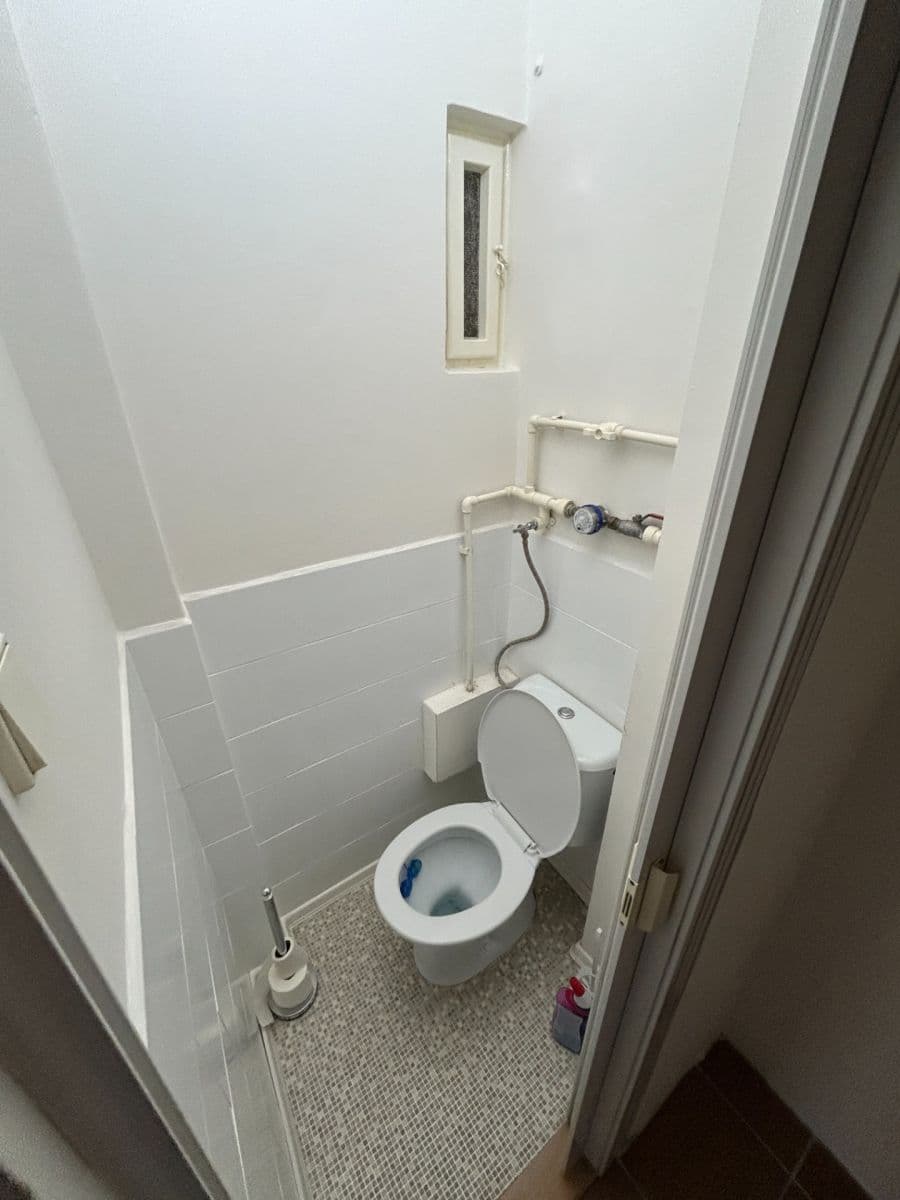 Prenájom bytu 1-izbový 30 m², Michelská, Praha, Praha Prenájom bytu 1-izbový 30 m², Michelská, Praha, Praha