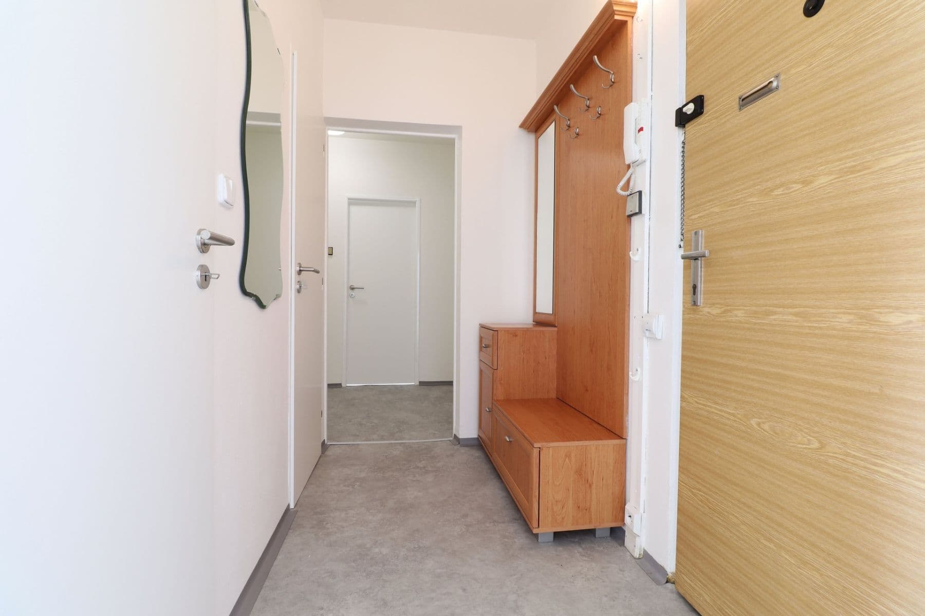 Prenájom bytu 3-izbový 68 m², Jablonecká, Praha, Praha Prenájom bytu 3-izbový 68 m², Jablonecká, Praha, Praha