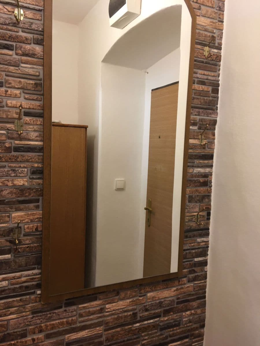 Prenájom bytu 1-izbový 27 m², Tylova, Liberec, Liberecký kraj Prenájom bytu 1-izbový 27 m², Tylova, Liberec, Liberecký kraj