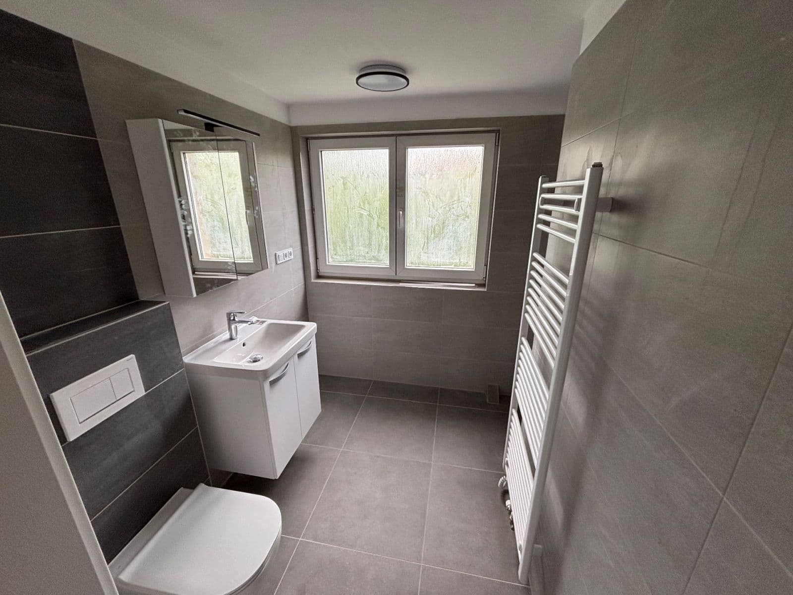 Prenájom bytu 2-izbový 57 m², Mikšovského, Praha, Praha Prenájom bytu 2-izbový 57 m², Mikšovského, Praha, Praha