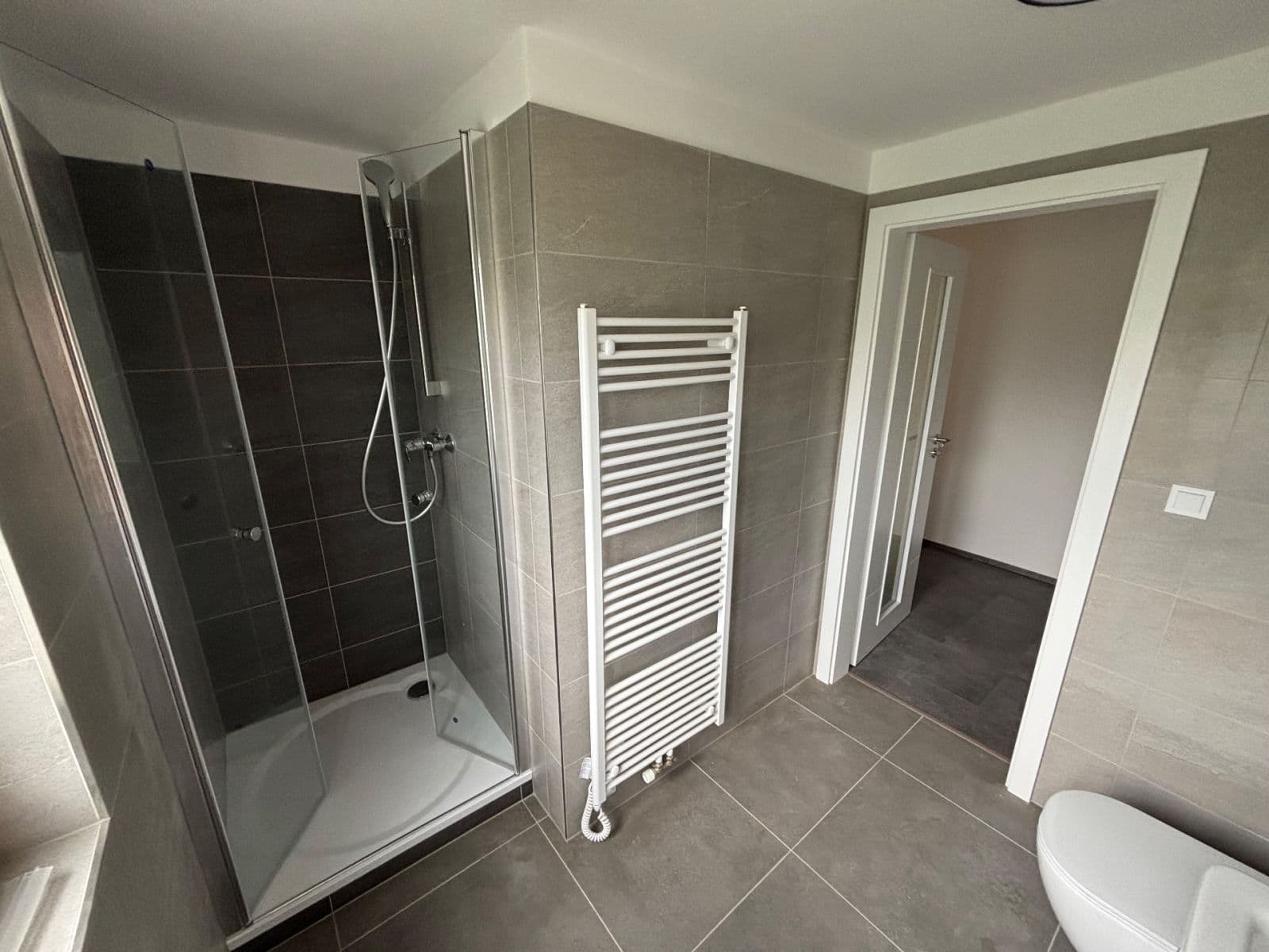 Prenájom bytu 2-izbový 57 m², Mikšovského, Praha, Praha Prenájom bytu 2-izbový 57 m², Mikšovského, Praha, Praha