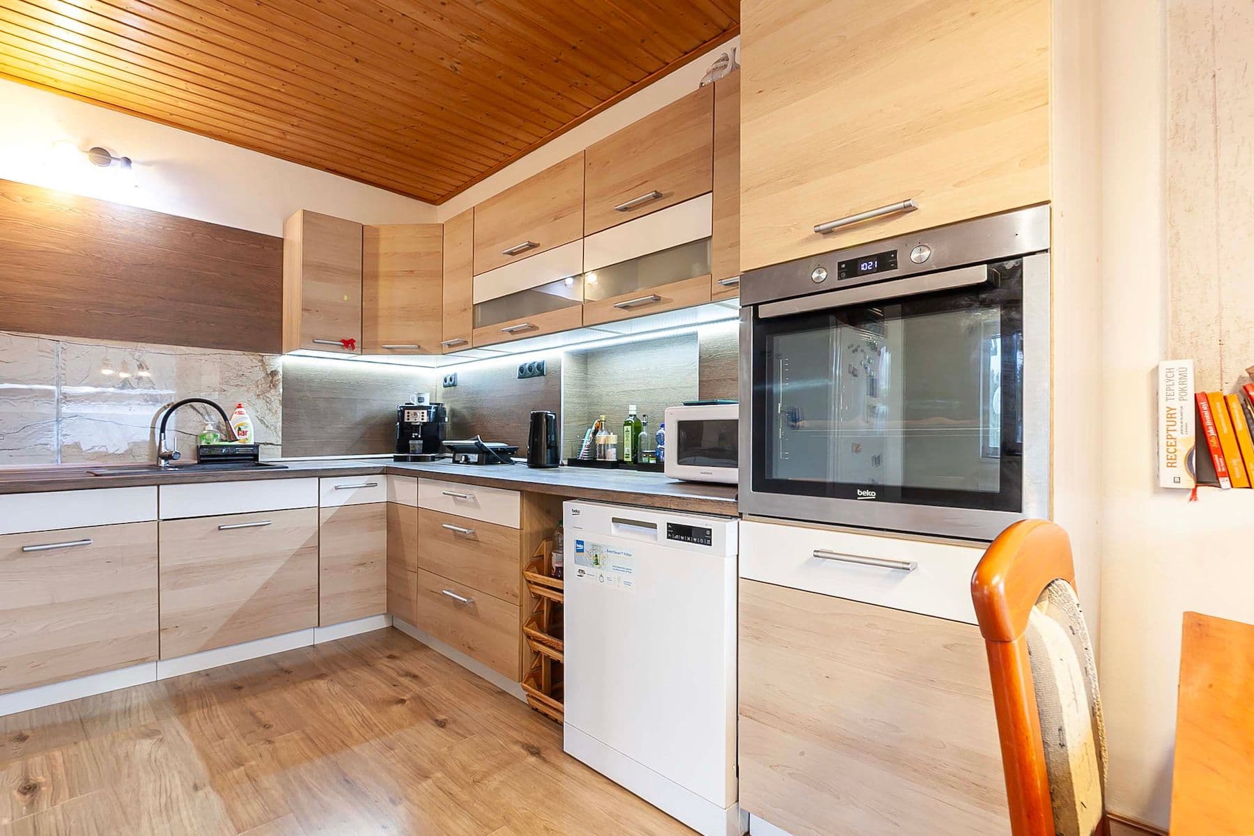 Predaj domu 121 m², pozemek 700 m², Libchavská, Česká Lípa, Liberecký kraj Predaj domu 121 m², pozemek 700 m², Libchavská, Česká Lípa, Liberecký kraj