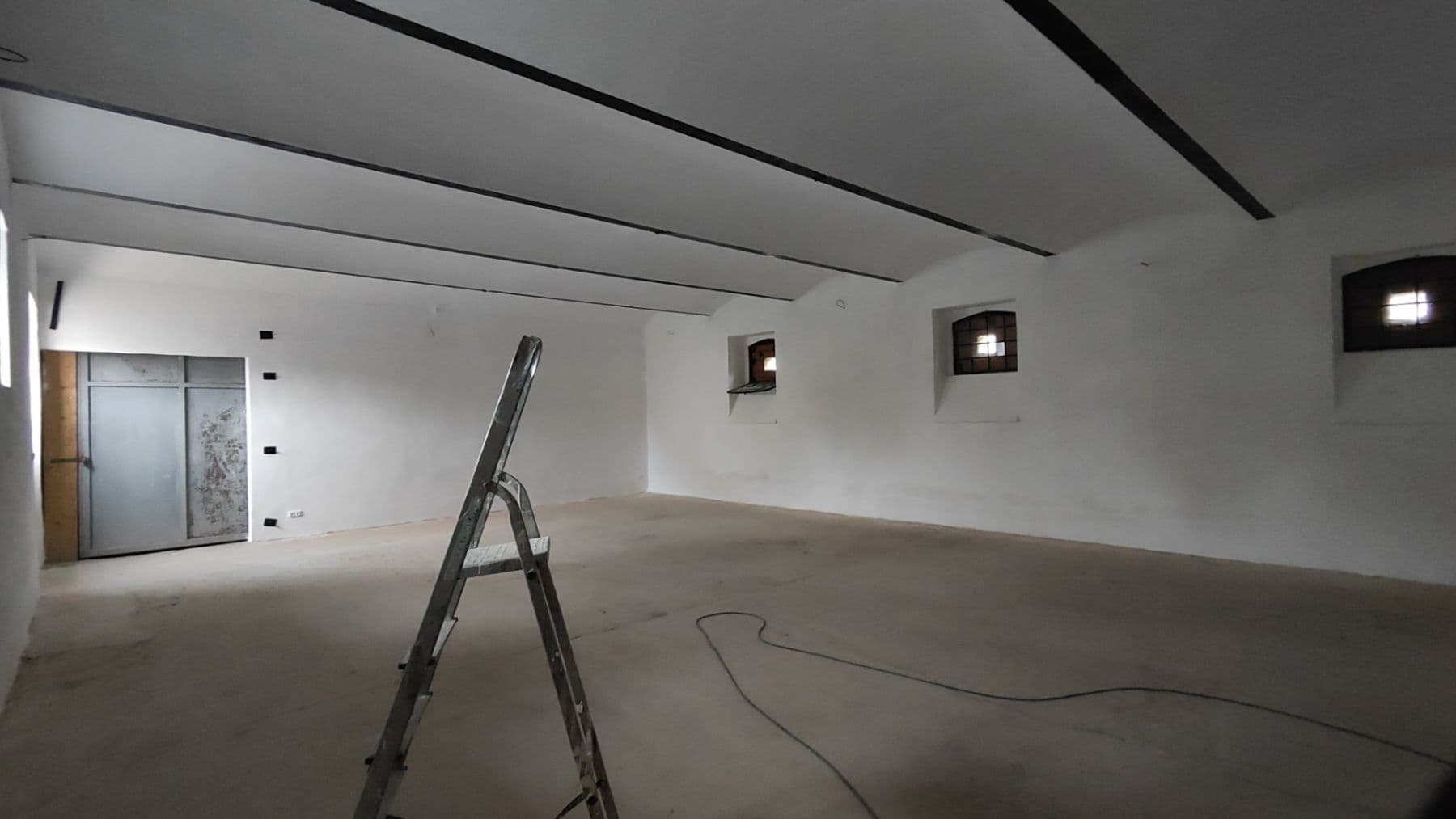 Prenájom nebytového priestoru 195 m², Palackého, Neratovice, Středočeský kraj Prenájom nebytového priestoru 195 m², Palackého, Neratovice, Středočeský kraj