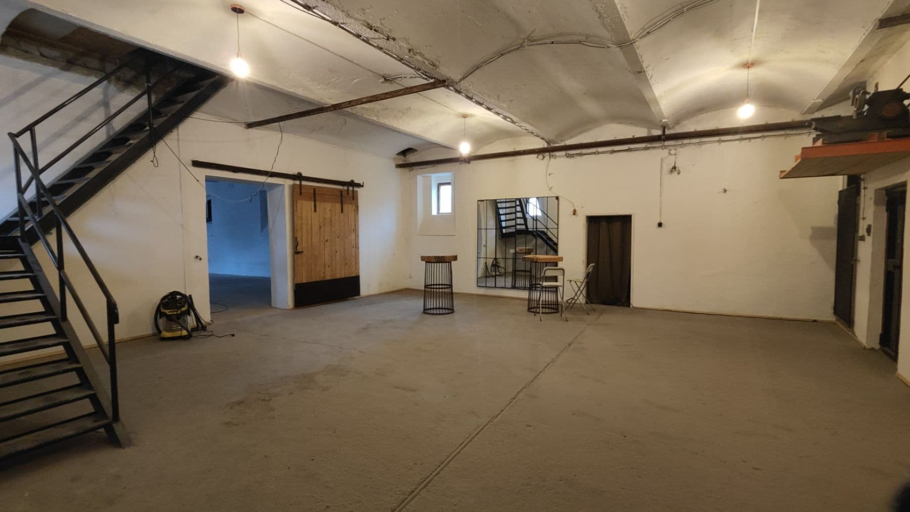 Prenájom nebytového priestoru 195 m², Palackého, Neratovice, Středočeský kraj Prenájom nebytového priestoru 195 m², Palackého, Neratovice, Středočeský kraj