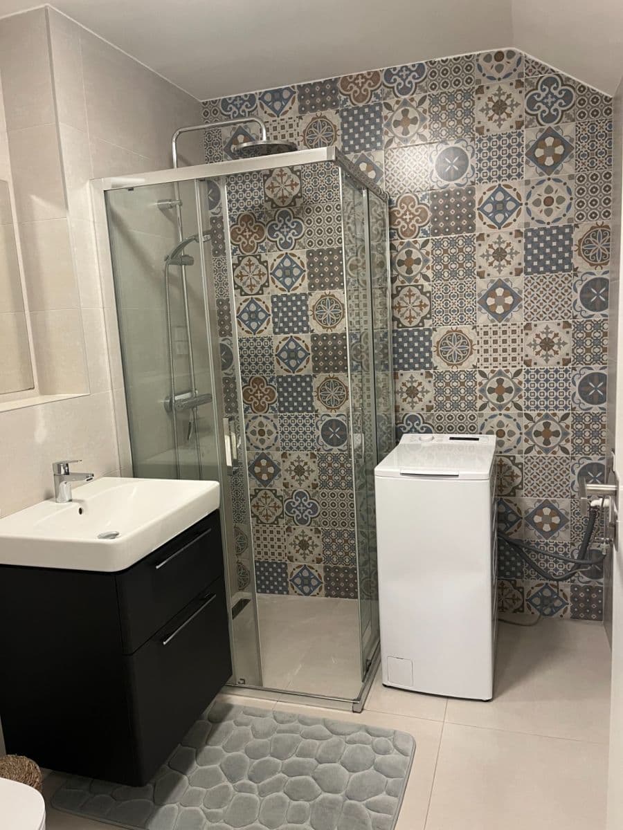 Prenájom bytu 1-izbový 27 m², Elišky Přemyslovny, Praha, Praha Prenájom bytu 1-izbový 27 m², Elišky Přemyslovny, Praha, Praha