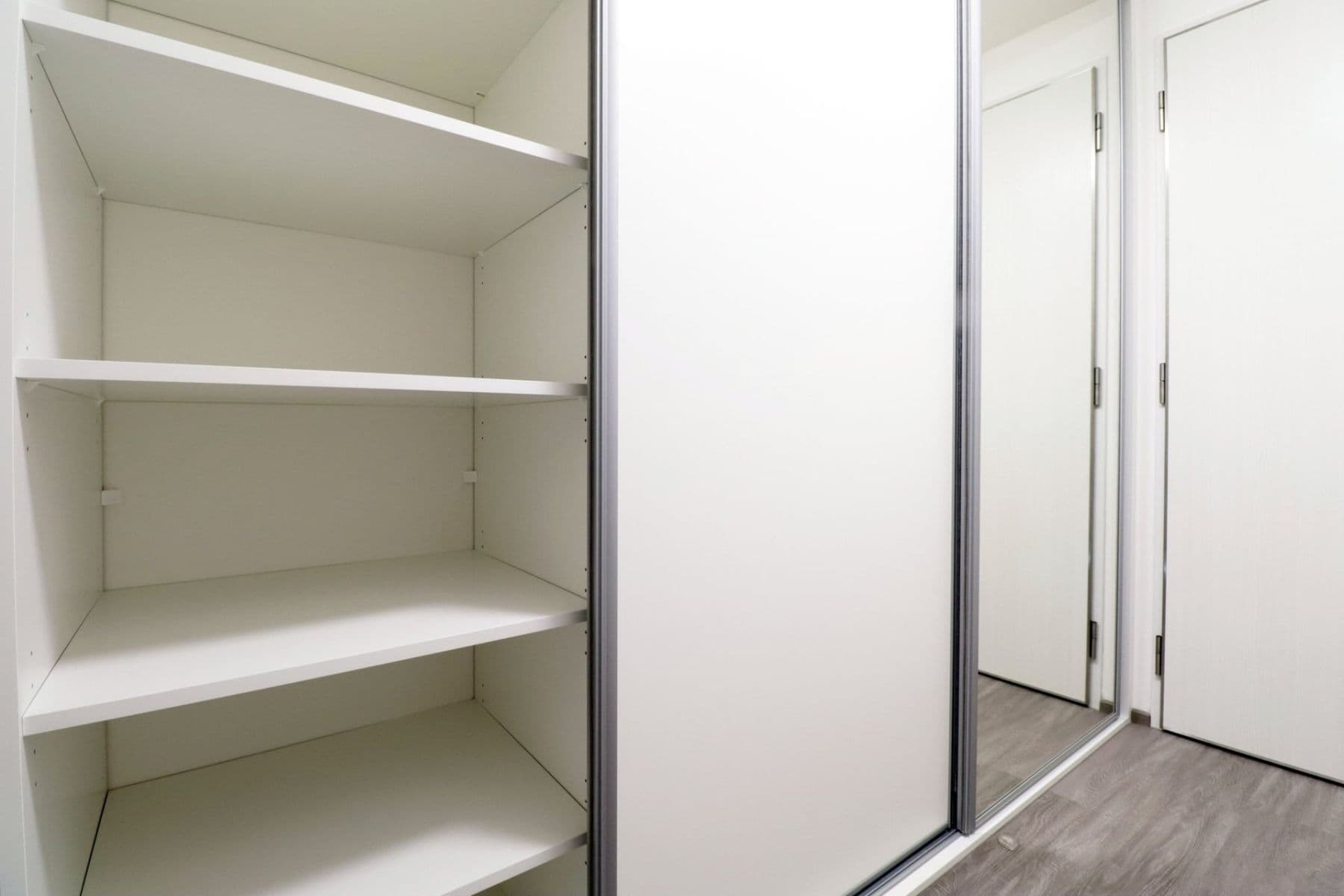 Prenájom bytu 1-izbový 30 m², U Radosti, Praha, Praha Prenájom bytu 1-izbový 30 m², U Radosti, Praha, Praha