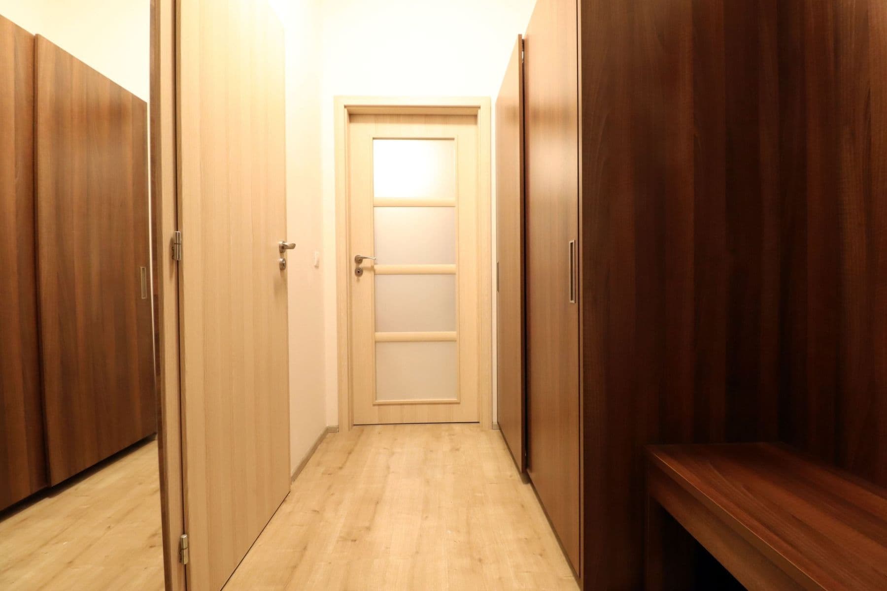 Prenájom bytu 1-izbový 32 m², Freyova, Praha, Praha Prenájom bytu 1-izbový 32 m², Freyova, Praha, Praha