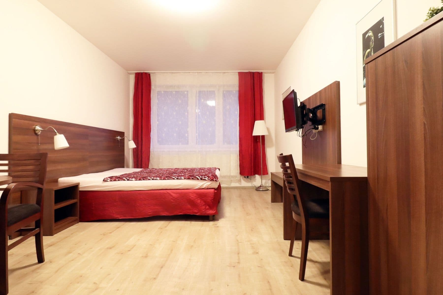 Prenájom bytu 1-izbový 32 m², Freyova, Praha, Praha Prenájom bytu 1-izbový 32 m², Freyova, Praha, Praha