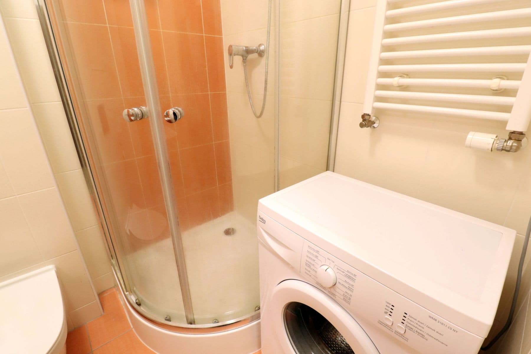 Prenájom bytu 1-izbový 32 m², Freyova, Praha, Praha Prenájom bytu 1-izbový 32 m², Freyova, Praha, Praha