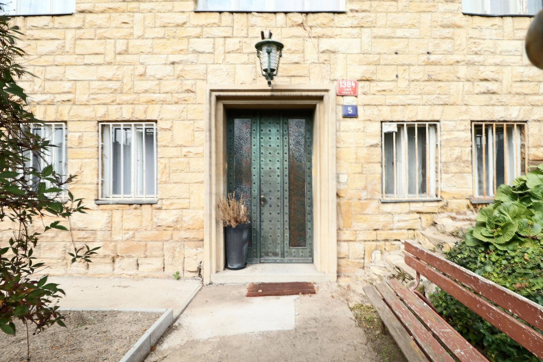 Prenájom bytu 4-izbový 95 m², Gabčíkova, Praha, Praha Prenájom bytu 4-izbový 95 m², Gabčíkova, Praha, Praha