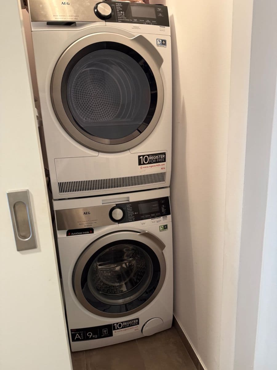 Prenájom bytu 2-izbový 52 m², Hadovitá, Praha, Praha Prenájom bytu 2-izbový 52 m², Hadovitá, Praha, Praha