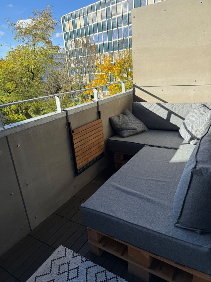 Prenájom bytu 2-izbový 52 m², Hadovitá, Praha, Praha Prenájom bytu 2-izbový 52 m², Hadovitá, Praha, Praha