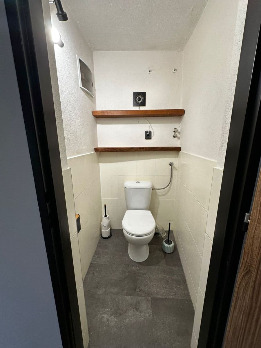 Predaj domu 180 m², pozemek 985 m², Lavičky, Kraj Vysočina Predaj domu 180 m², pozemek 985 m², Lavičky, Kraj Vysočina