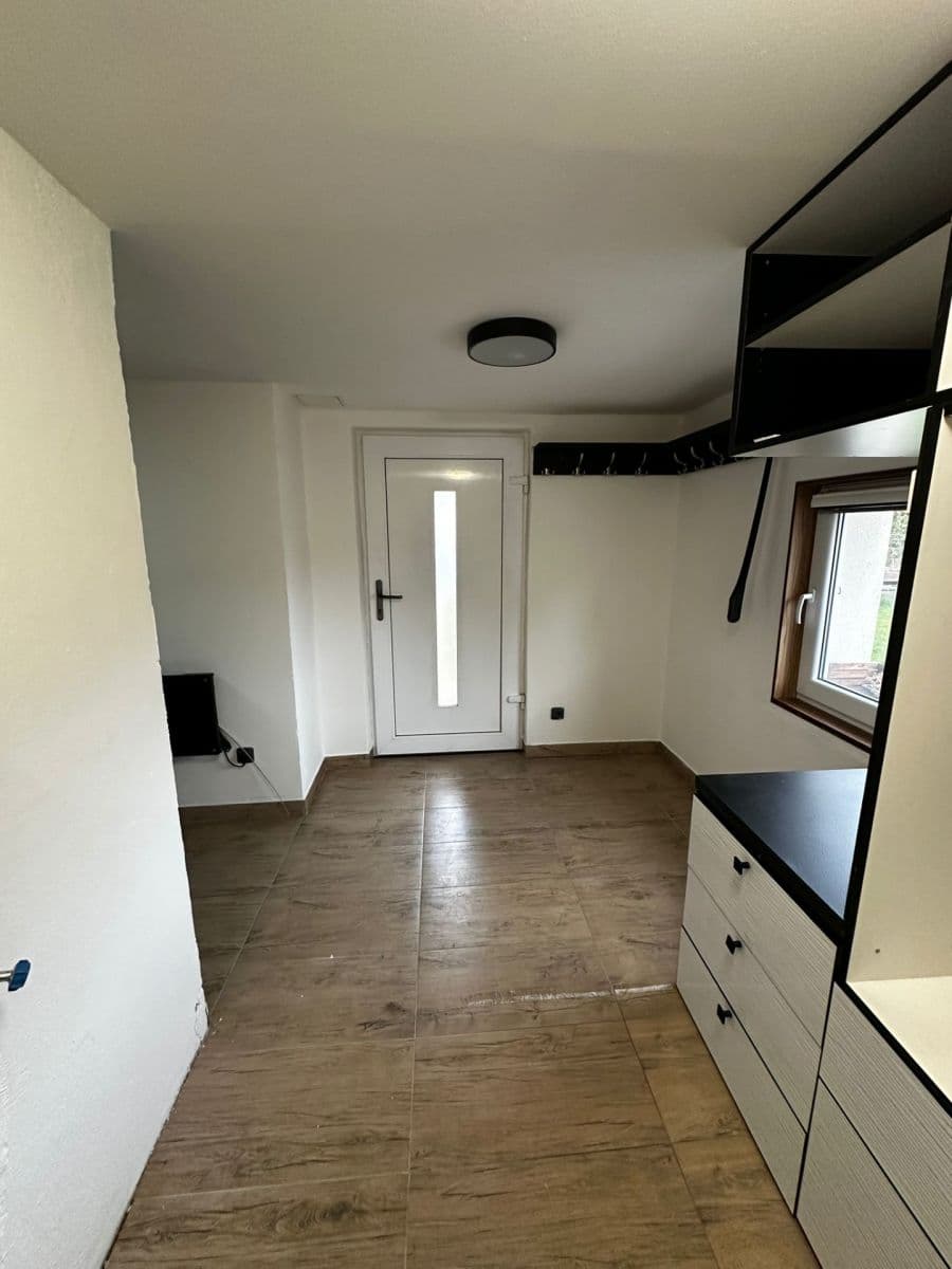Predaj domu 180 m², pozemek 985 m², Lavičky, Kraj Vysočina Predaj domu 180 m², pozemek 985 m², Lavičky, Kraj Vysočina