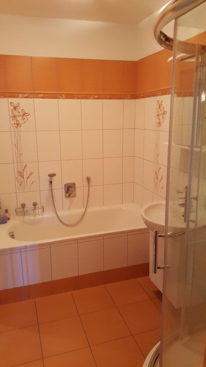 Prenájom bytu 3-izbový 88 m², Dolnokrčská, Praha, Praha Prenájom bytu 3-izbový 88 m², Dolnokrčská, Praha, Praha