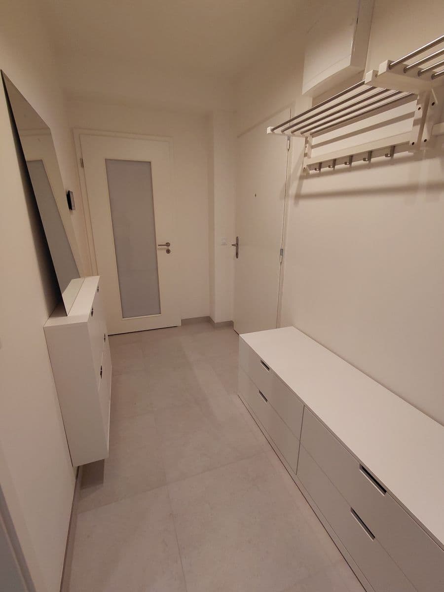 Prenájom bytu 2-izbový 54 m², Českobrodská, Praha, Praha Prenájom bytu 2-izbový 54 m², Českobrodská, Praha, Praha