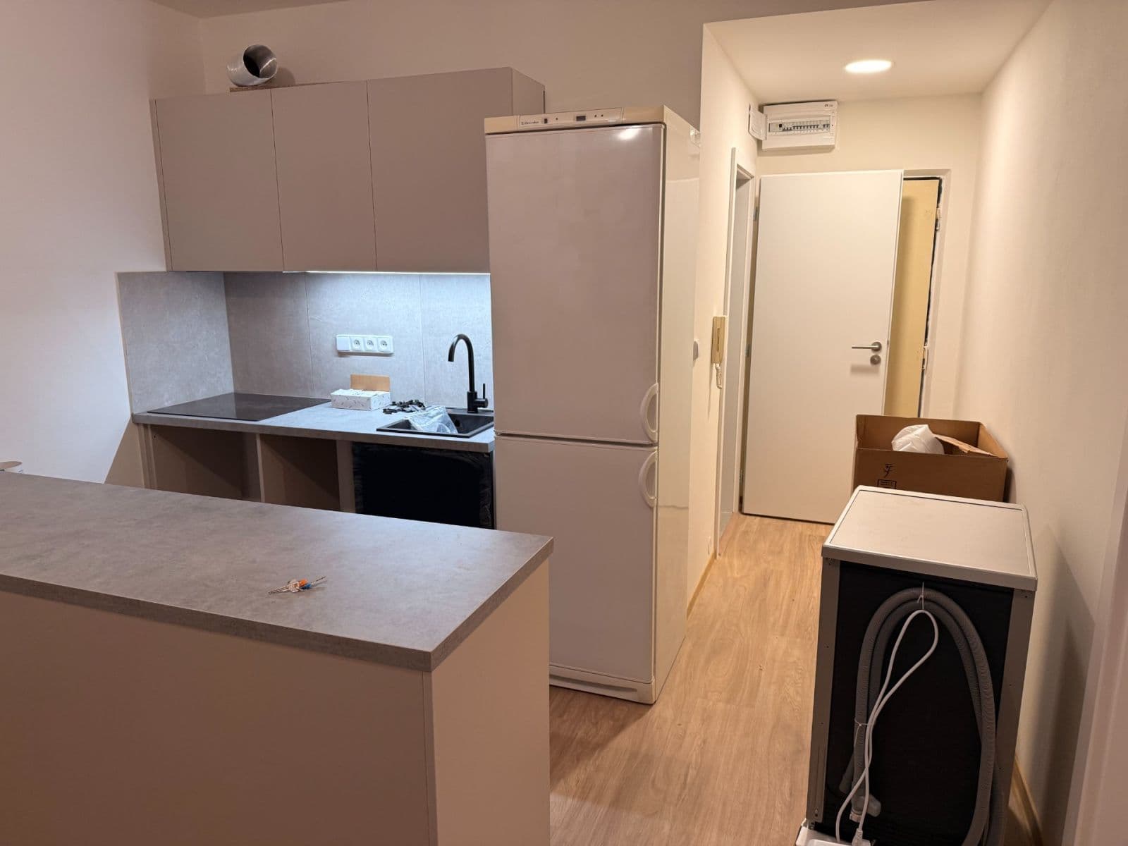 Prenájom bytu 1-izbový 39 m², Zárubova, Praha, Praha Prenájom bytu 1-izbový 39 m², Zárubova, Praha, Praha