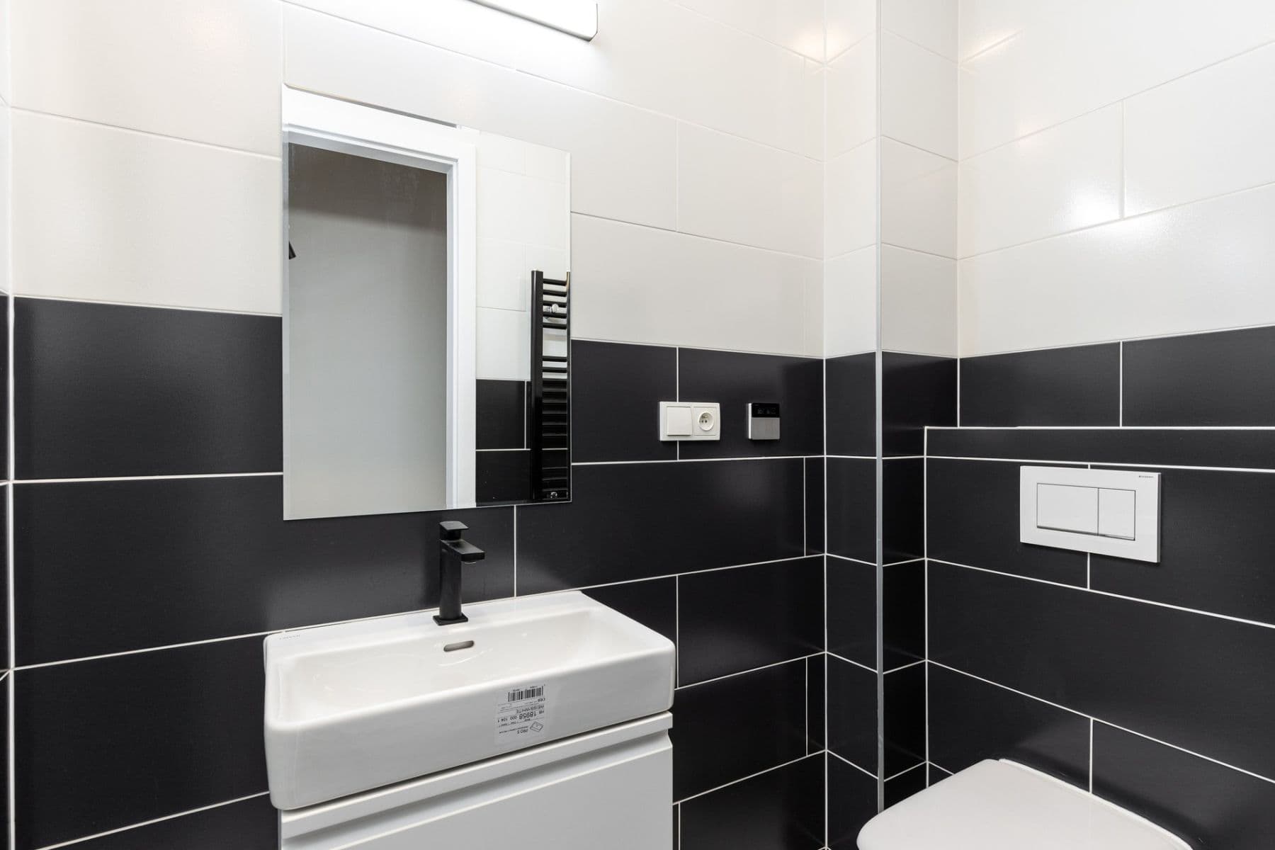 Prenájom bytu 1-izbový 29 m², Milíčova, Praha, Praha Prenájom bytu 1-izbový 29 m², Milíčova, Praha, Praha