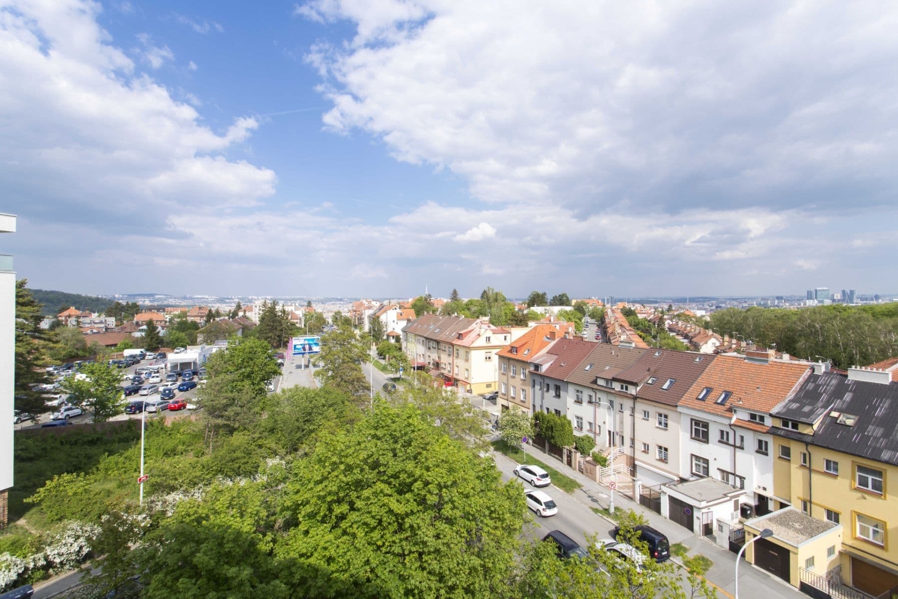 Prenájom bytu 2-izbový 47 m², Česká, Praha, Praha Prenájom bytu 2-izbový 47 m², Česká, Praha, Praha