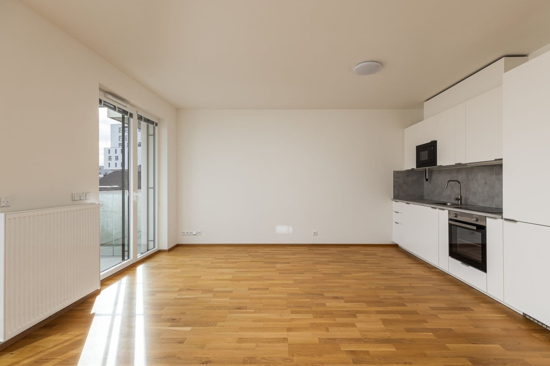 Prenájom bytu 1-izbový 37 m², Fafkových, Praha, Praha Prenájom bytu 1-izbový 37 m², Fafkových, Praha, Praha