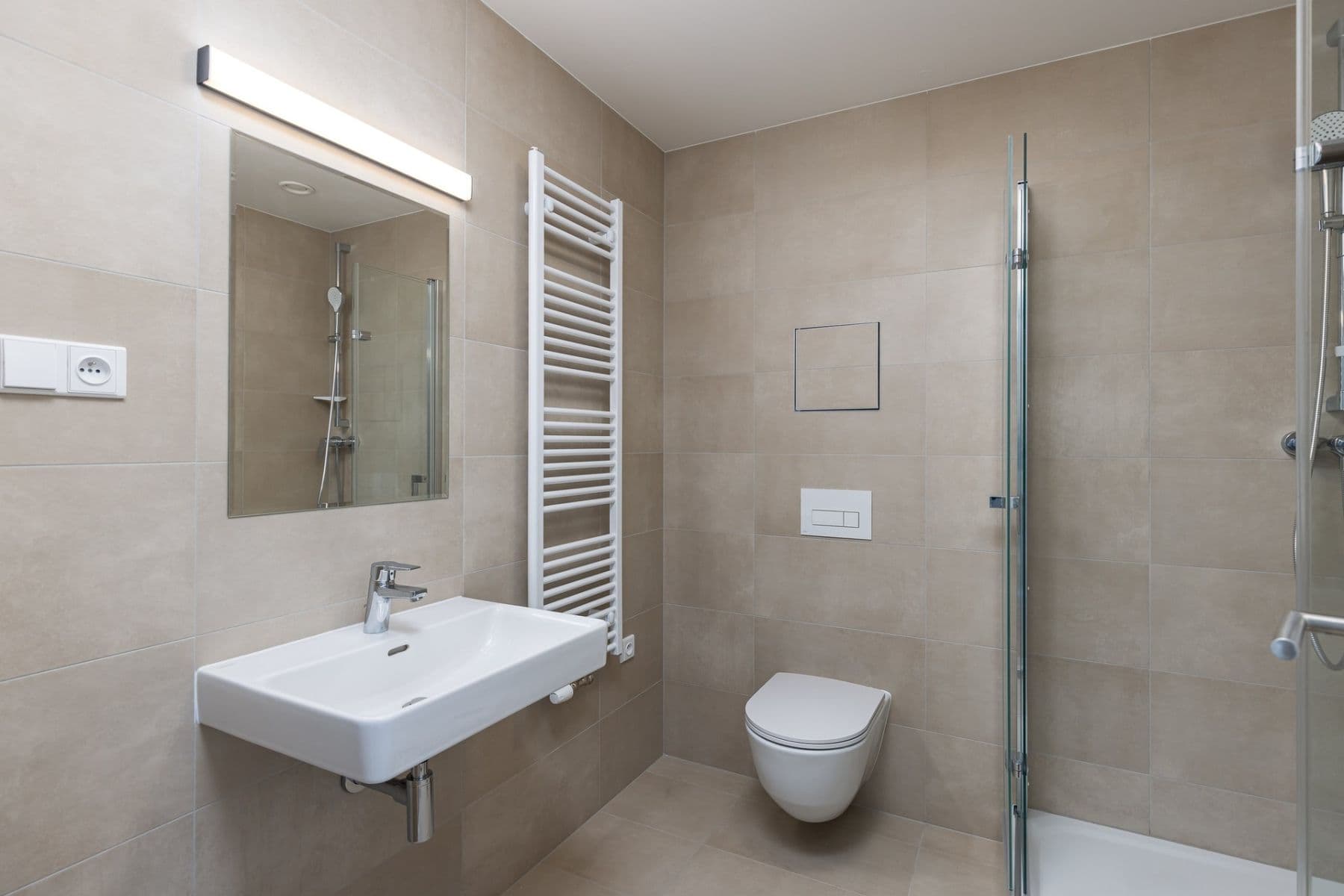 Prenájom bytu 1-izbový 37 m², Fafkových, Praha, Praha Prenájom bytu 1-izbový 37 m², Fafkových, Praha, Praha