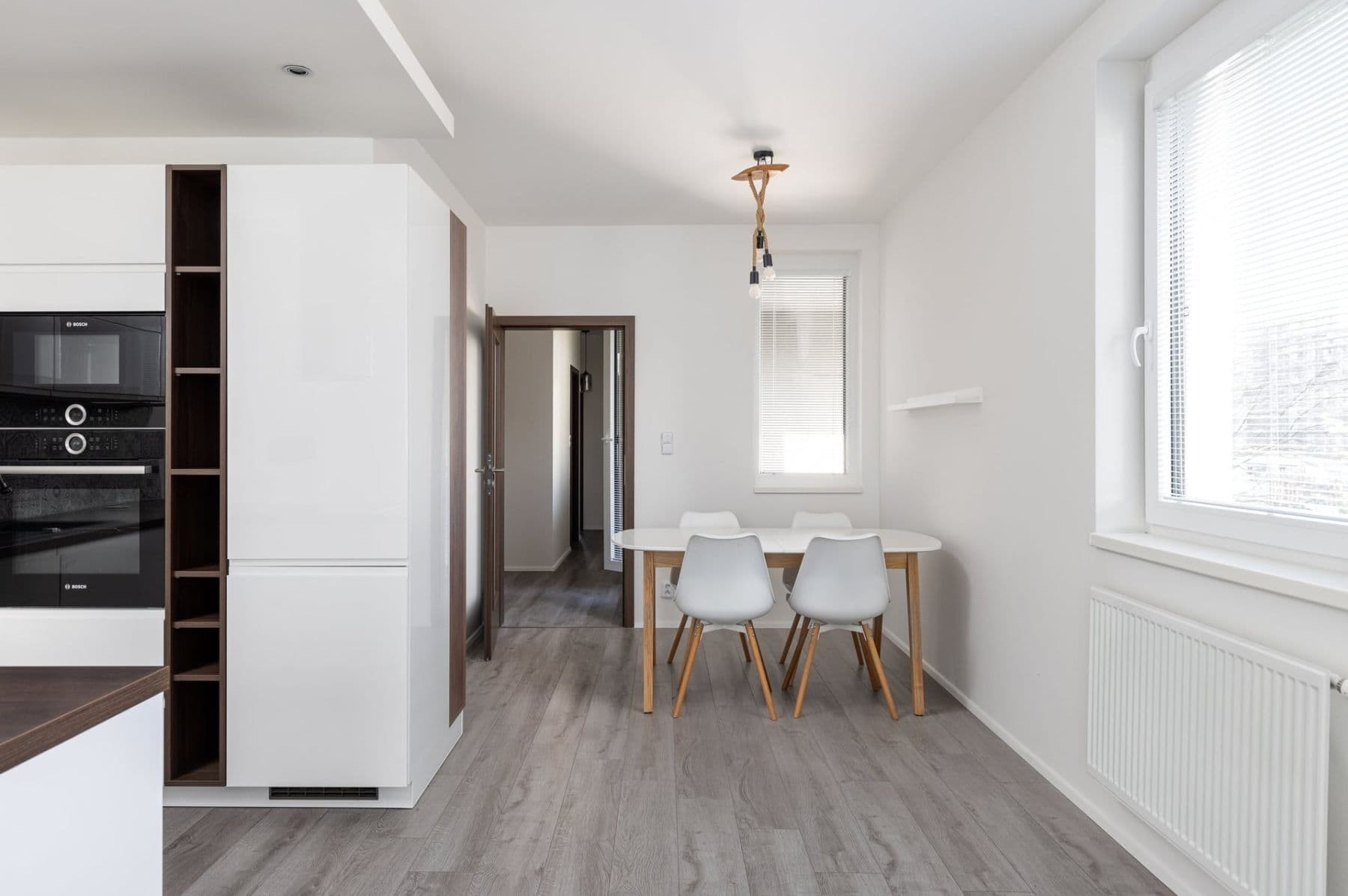 Prenájom bytu 4-izbový 108 m², Zakšínská, Praha, Praha Prenájom bytu 4-izbový 108 m², Zakšínská, Praha, Praha