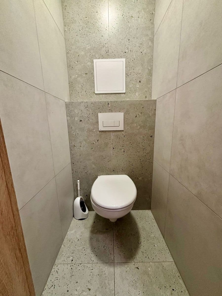 Prenájom bytu 3-izbový 57 m², Krestova, Ostrava, Moravskoslezský kraj Prenájom bytu 3-izbový 57 m², Krestova, Ostrava, Moravskoslezský kraj