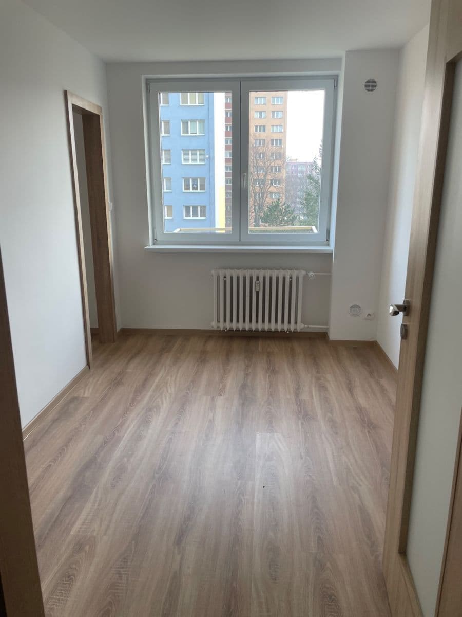 Prenájom bytu 3-izbový 57 m², Krestova, Ostrava, Moravskoslezský kraj Prenájom bytu 3-izbový 57 m², Krestova, Ostrava, Moravskoslezský kraj