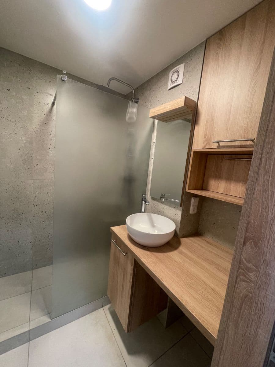 Prenájom bytu 3-izbový 57 m², Krestova, Ostrava, Moravskoslezský kraj Prenájom bytu 3-izbový 57 m², Krestova, Ostrava, Moravskoslezský kraj