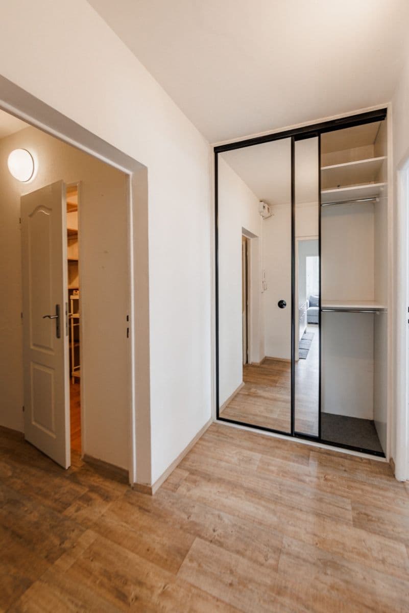 Prenájom bytu 2-izbový 59 m², Bramboříková, Praha, Praha Prenájom bytu 2-izbový 59 m², Bramboříková, Praha, Praha