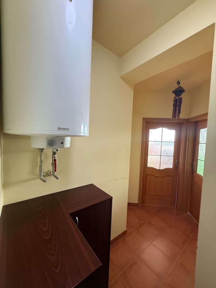 Prenájom bytu 2-izbový 37 m², Kuželova, Praha, Praha Prenájom bytu 2-izbový 37 m², Kuželova, Praha, Praha