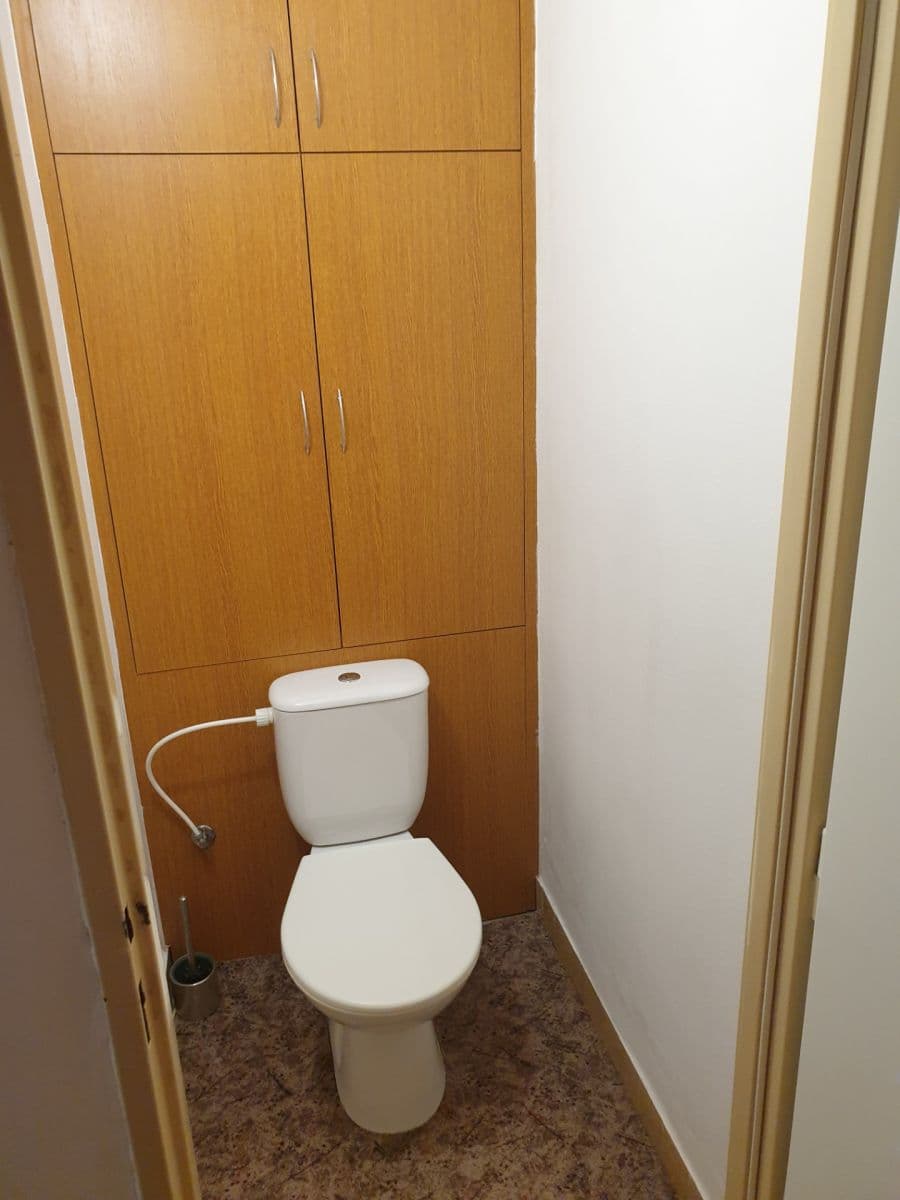 Prenájom bytu 1-izbový 36 m², Gen. Hrušky, Ostrava, Moravskoslezský kraj Prenájom bytu 1-izbový 36 m², Gen. Hrušky, Ostrava, Moravskoslezský kraj