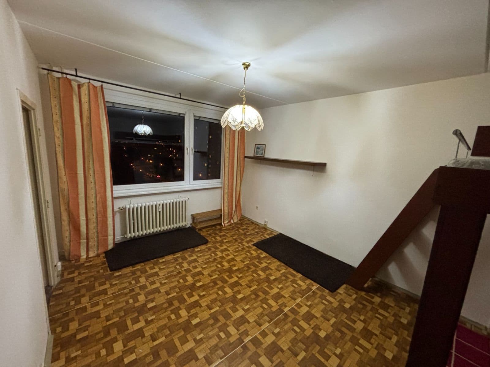 Prenájom bytu 1-izbový 30 m², Mazurská, Praha, Praha Prenájom bytu 1-izbový 30 m², Mazurská, Praha, Praha