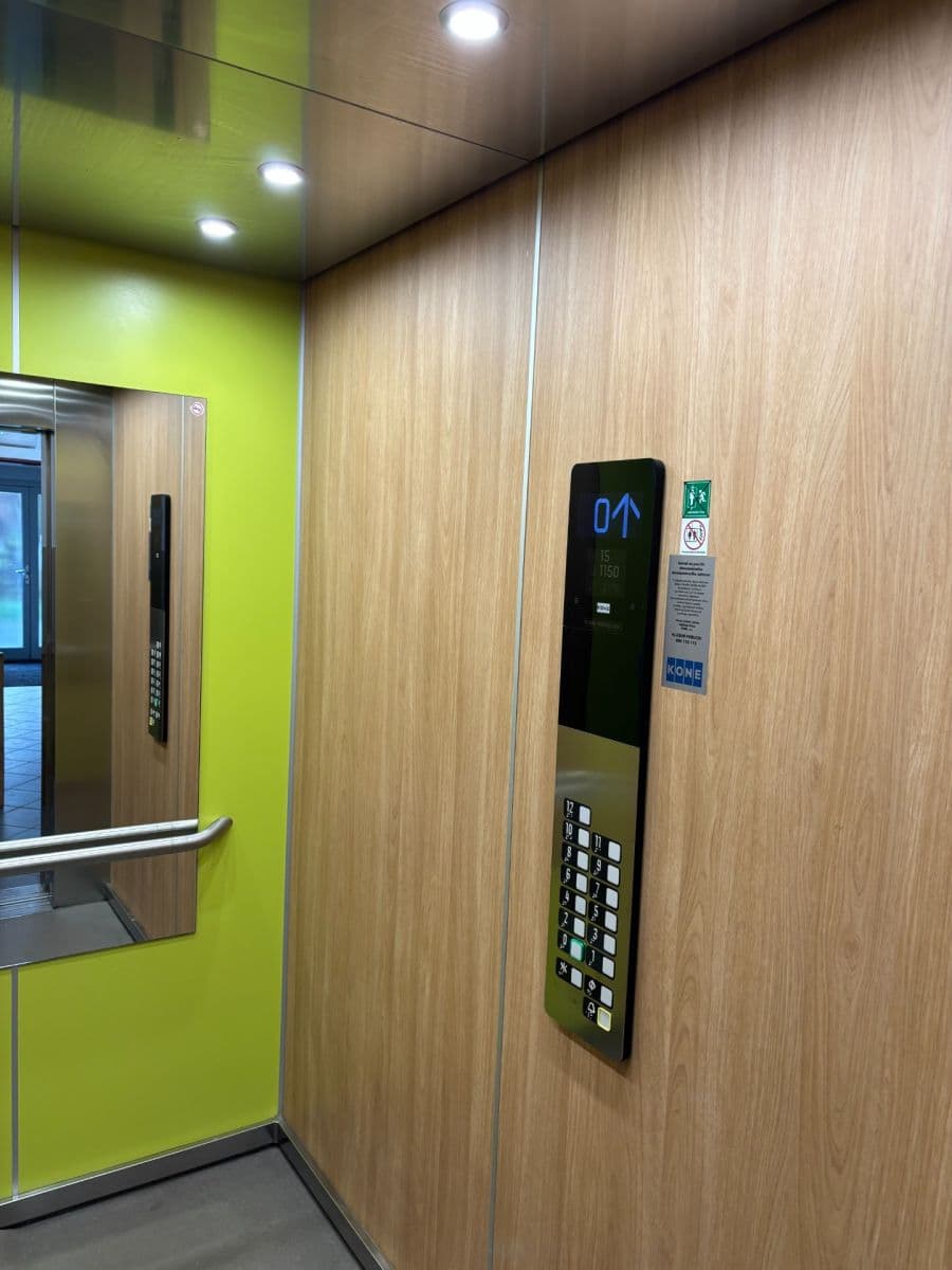 Prenájom bytu 1-izbový 30 m², Mazurská, Praha, Praha Prenájom bytu 1-izbový 30 m², Mazurská, Praha, Praha