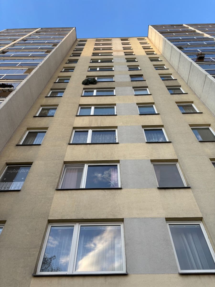 Prenájom bytu 1-izbový 30 m², Mazurská, Praha, Praha Prenájom bytu 1-izbový 30 m², Mazurská, Praha, Praha