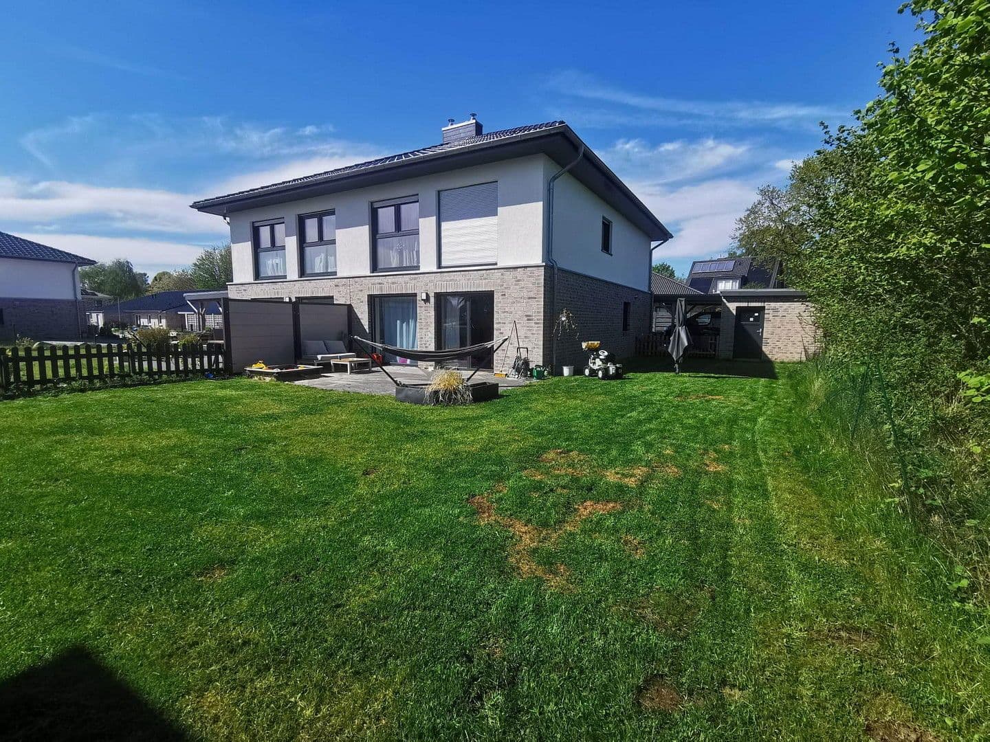 Predaj domu 125 m², pozemek 411 m², Steinbergkirche, Šlezvicko-Holštajnsko Predaj domu 125 m², pozemek 411 m², Steinbergkirche, Šlezvicko-Holštajnsko