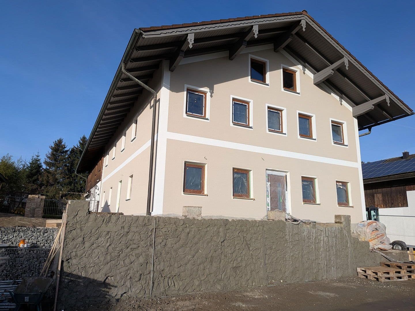 Prenájom domu 165 m², pozemek 400 m², Schechen, Bavorsko Prenájom domu 165 m², pozemek 400 m², Schechen, Bavorsko