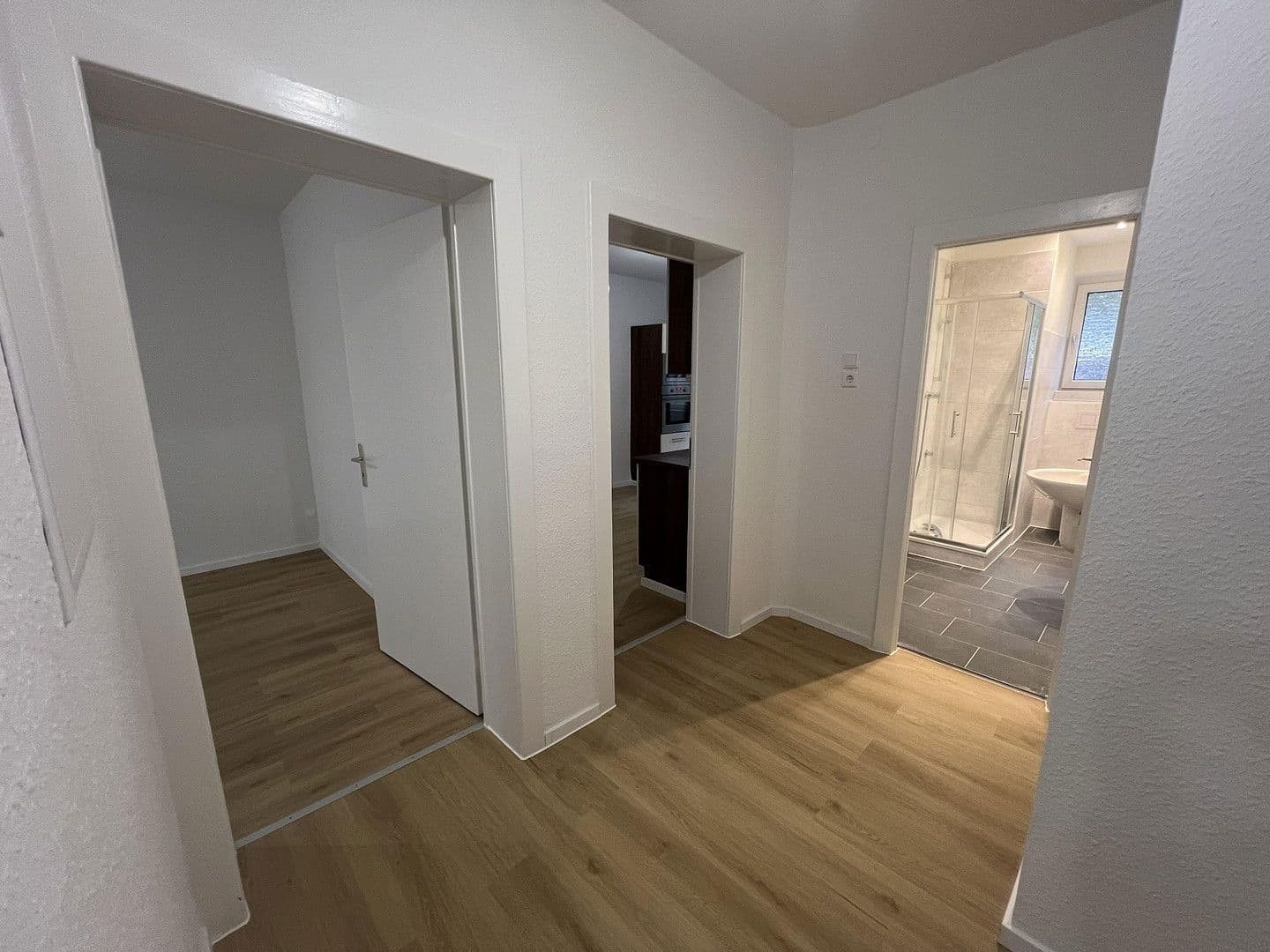 Prenájom bytu 2-izbový 55 m², Essen, Severné Porýnie - Westfálsko Prenájom bytu 2-izbový 55 m², Essen, Severné Porýnie - Westfálsko