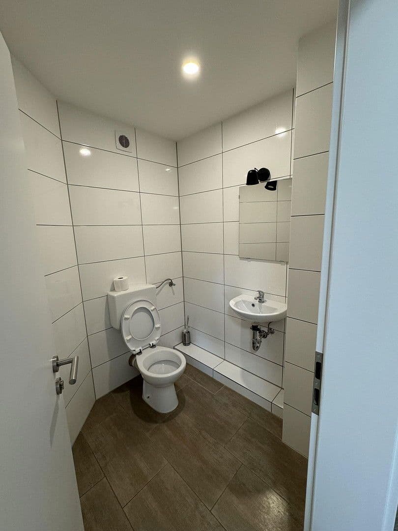 Predaj domu 485 m², pozemek 946 m², Steinhauerstr. 72, Springe, Dolné Sasko Predaj domu 485 m², pozemek 946 m², Steinhauerstr. 72, Springe, Dolné Sasko