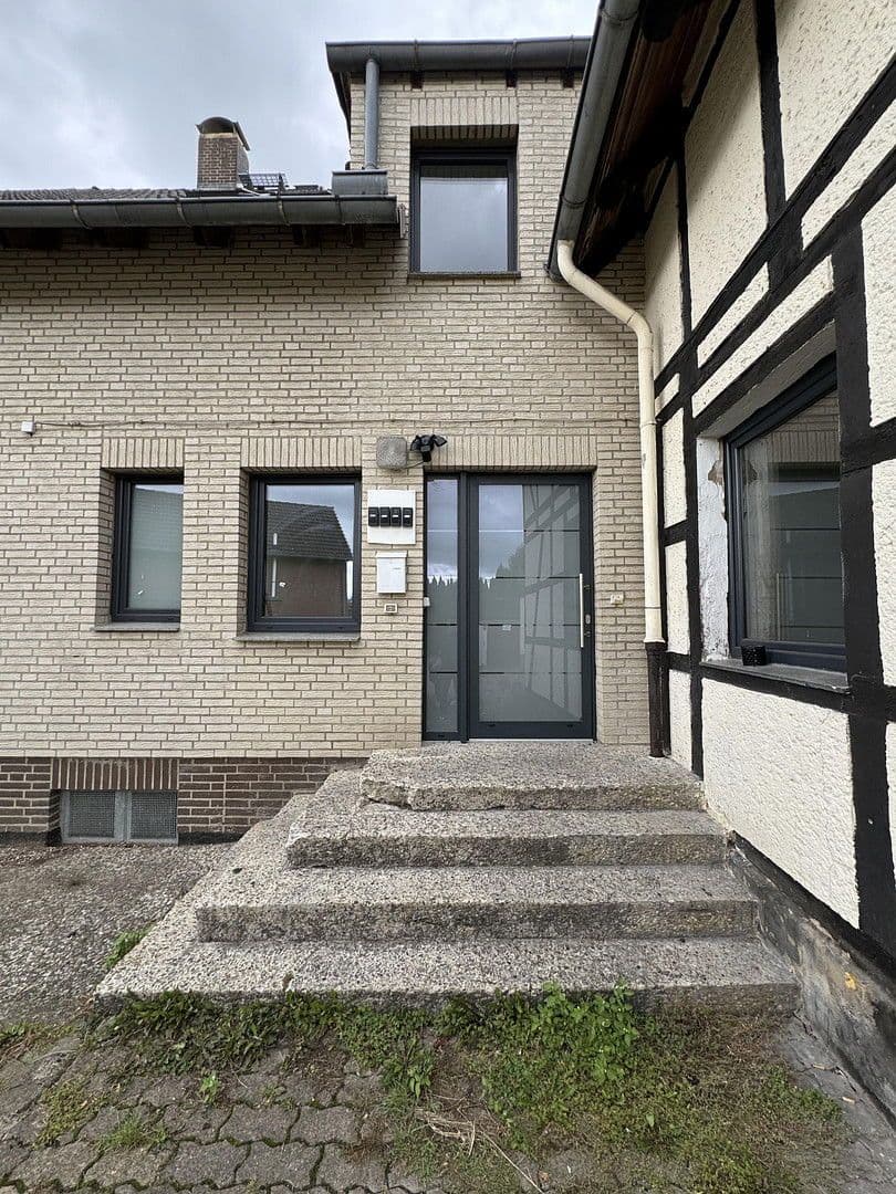 Predaj domu 485 m², pozemek 946 m², Steinhauerstr. 72, Springe, Dolné Sasko Predaj domu 485 m², pozemek 946 m², Steinhauerstr. 72, Springe, Dolné Sasko
